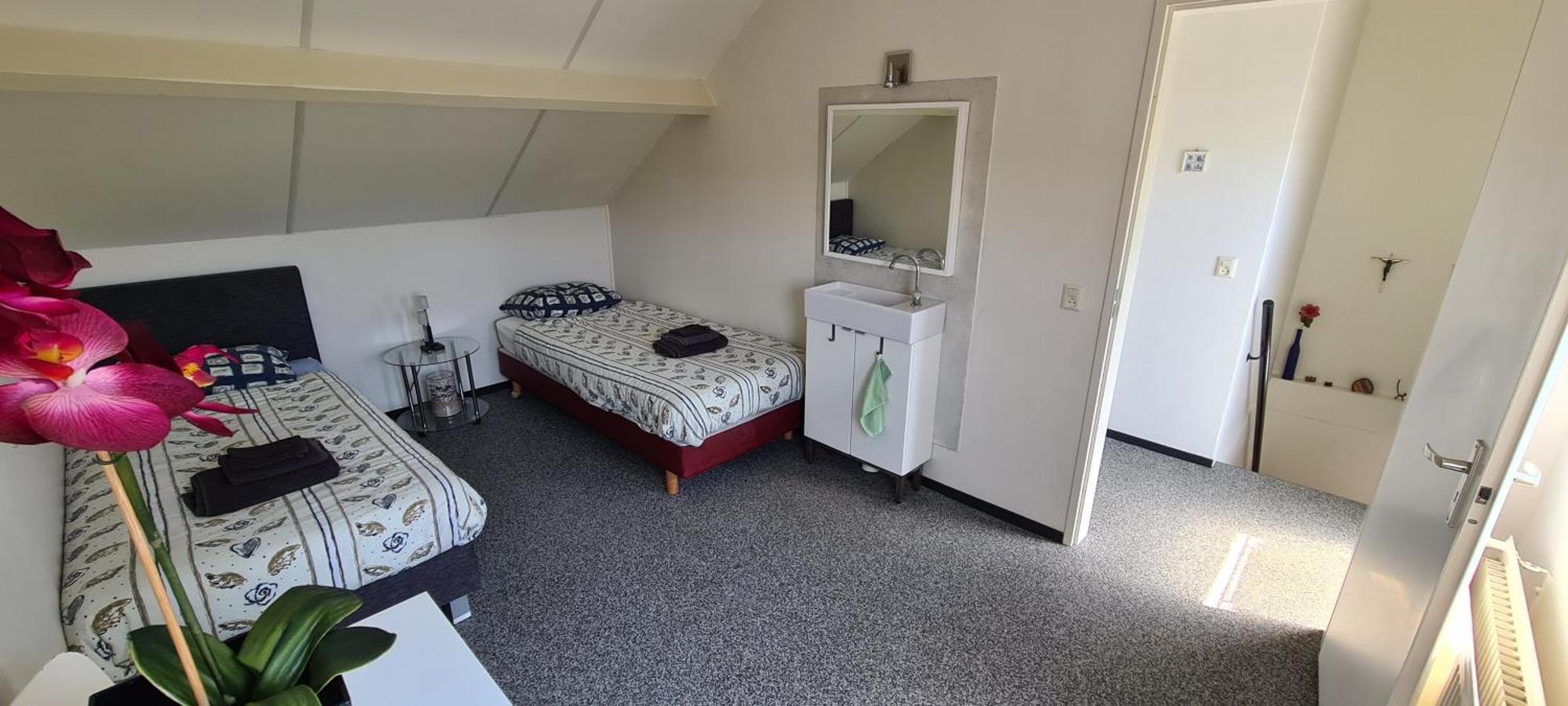 Roos Guesthouse Holiday Appartements Schin op Geul Zimmer foto